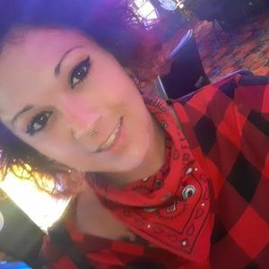 Meet your Posher, Tasia